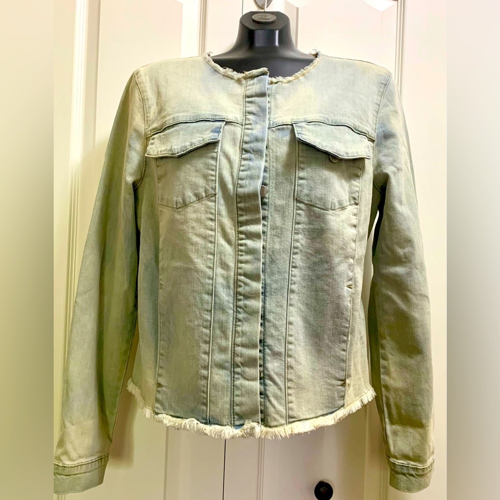 Calvin Klein Sz. XL Button Denim Jean Jacket Raw Hem Pockets